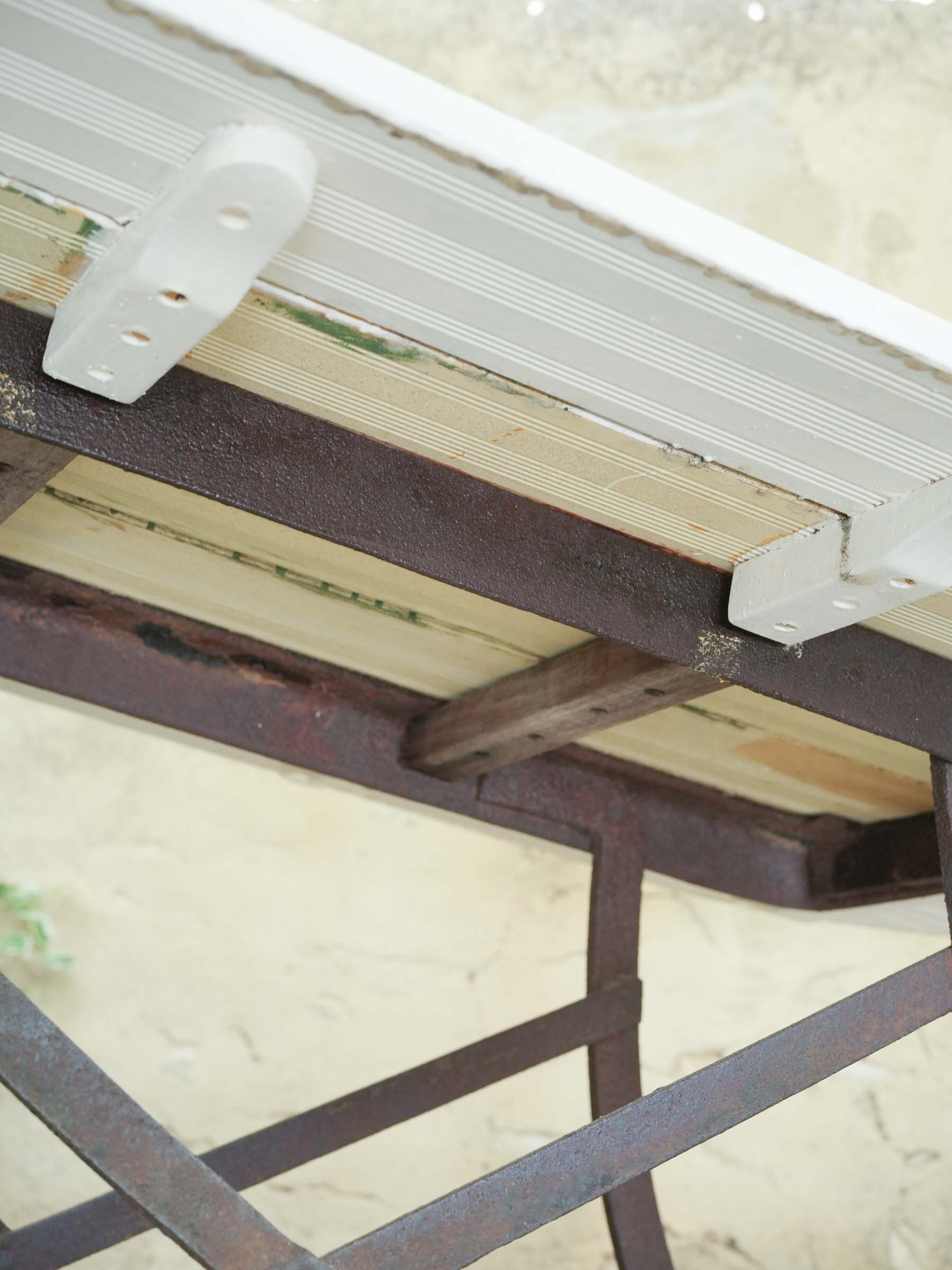High Oval Garden Table w/ Painted Timber Top
