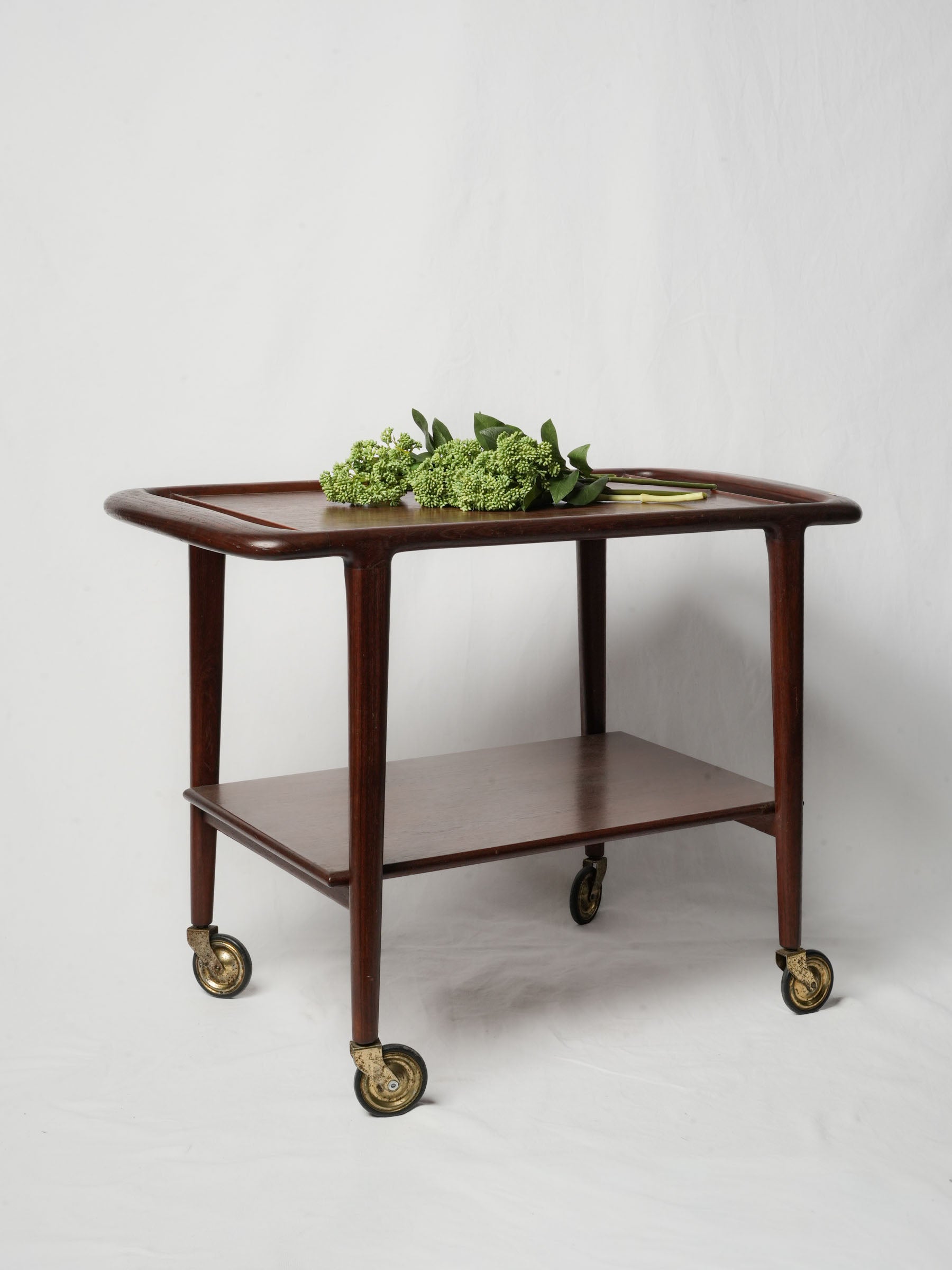 Sophisticated Nordic bar cart  