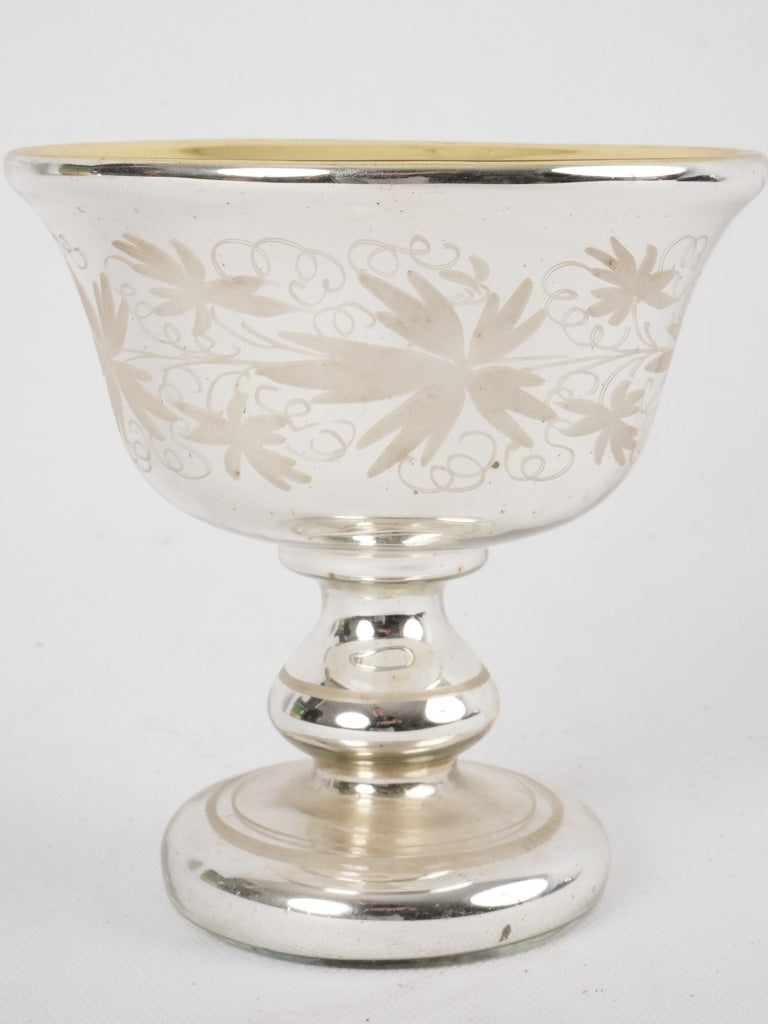 Nineteenth-century mirrored glassware collection piece