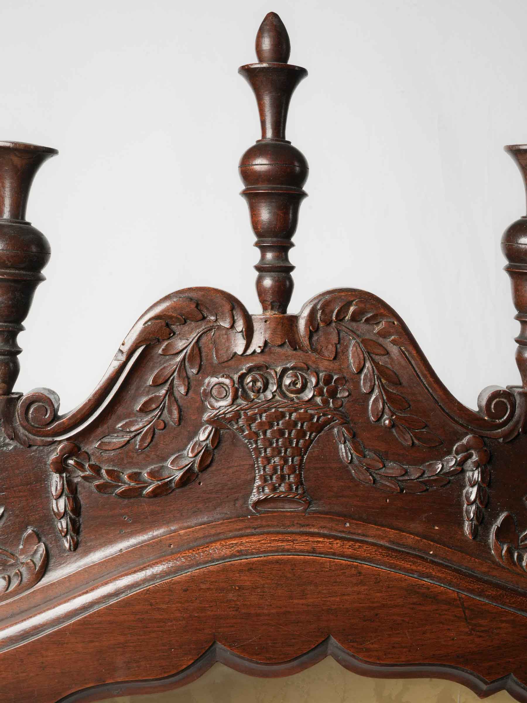 Warm patina walnut verriau  
