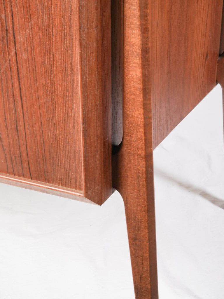 Iconic 1960s office furniture  