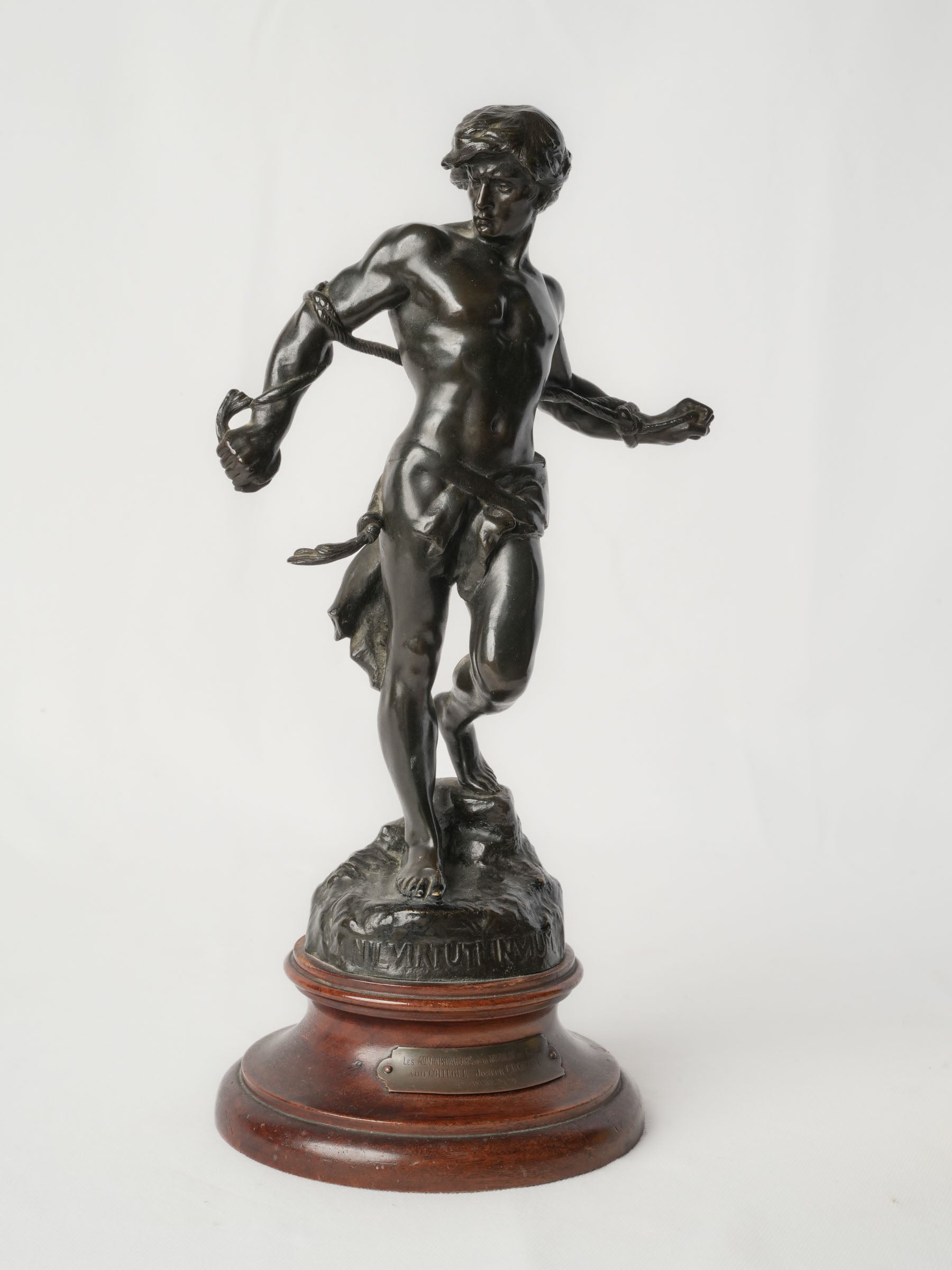 Black-Patinated Bronze Allegorical Figure Nil Virtuti Invium by Henri Gauquié dated 1929 - 15¼"