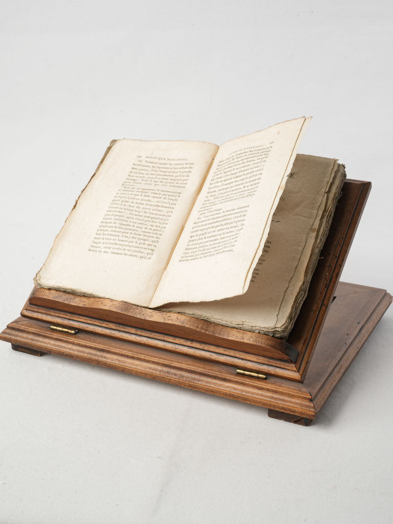 Elegant early 20th-century lutrin