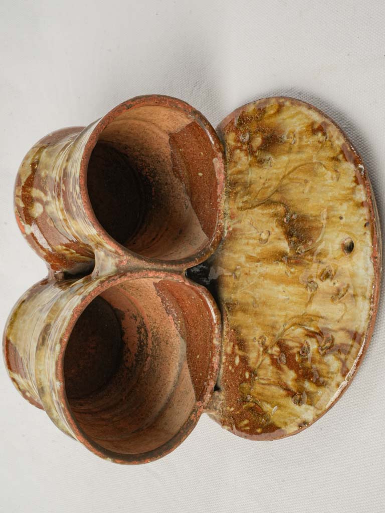 Distinctive antique wall cachepot  