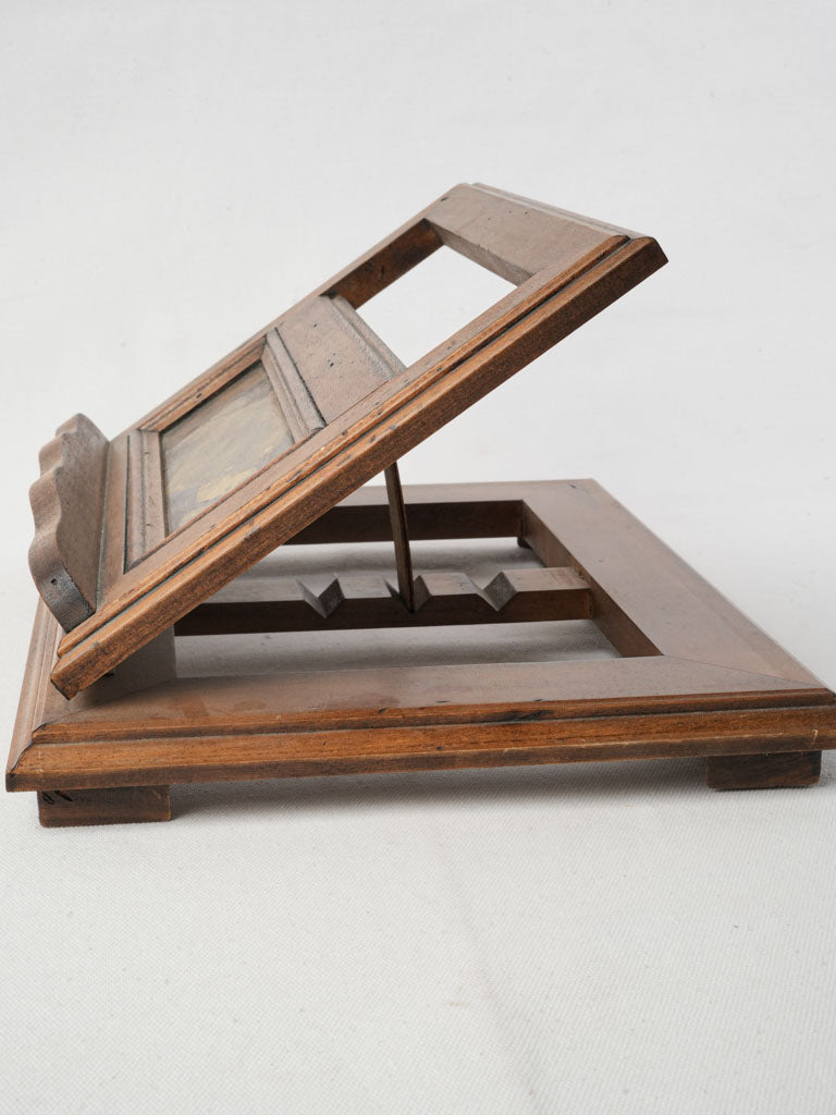 Simple adjustable incline stand