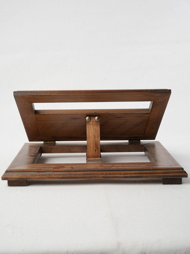 Understated elegant lectern