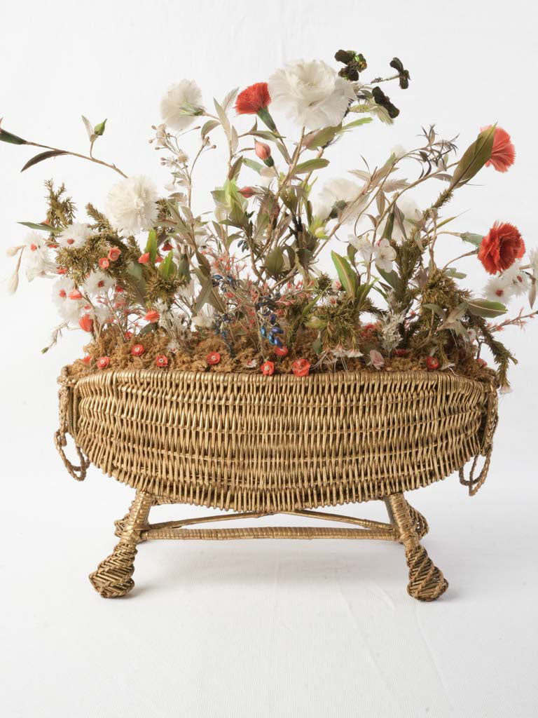 Sophisticated elongated gilt centerpiece