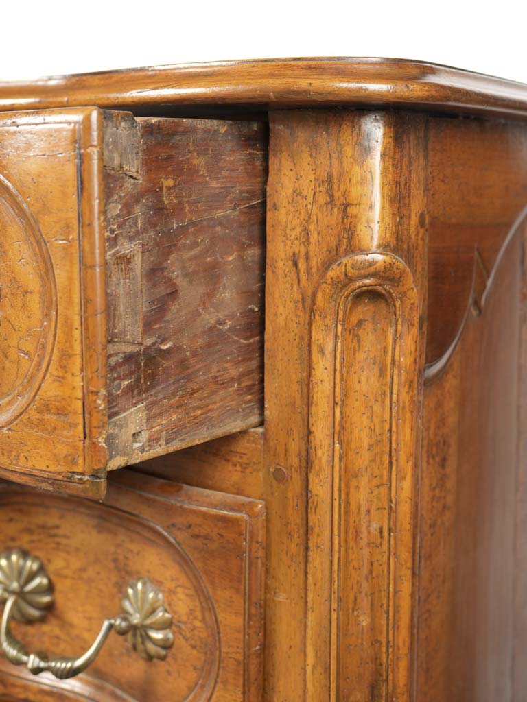 Vintage daisy flower brass commode