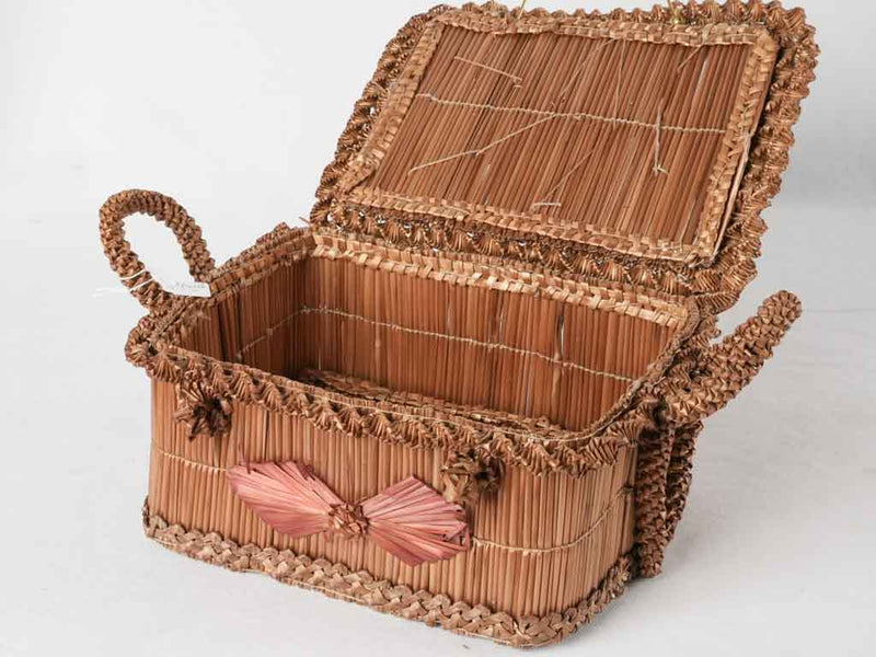 19th century straw & rattan box 11"
