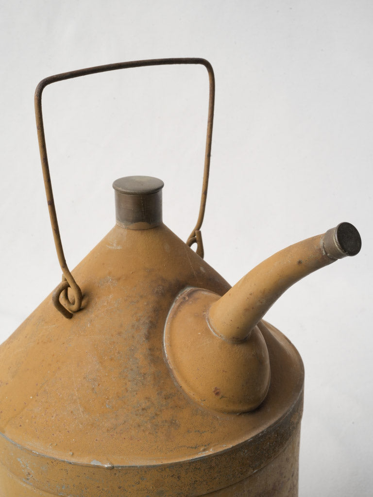 Traditional conical-shoulder steel canister  
