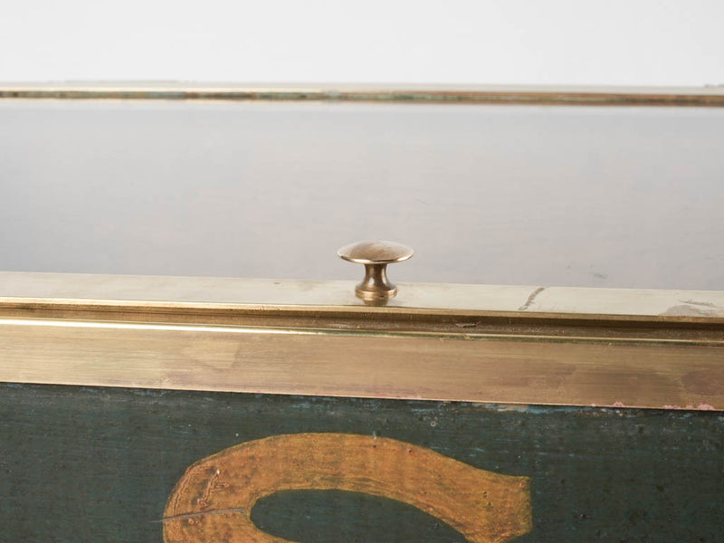 Time-worn radio accessory display stand