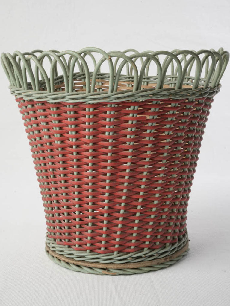 Handcrafted terracotta reed cachepot  