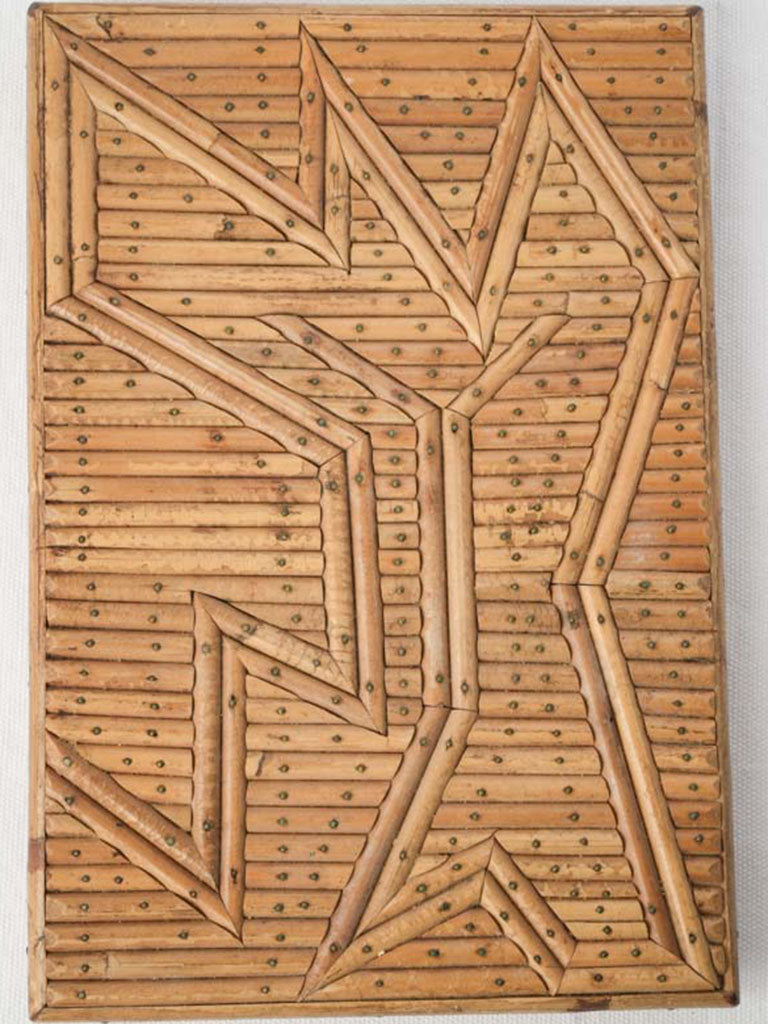 Geometric design rattan trivet