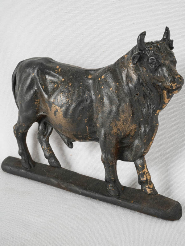 Vintage cast iron butcher's bull