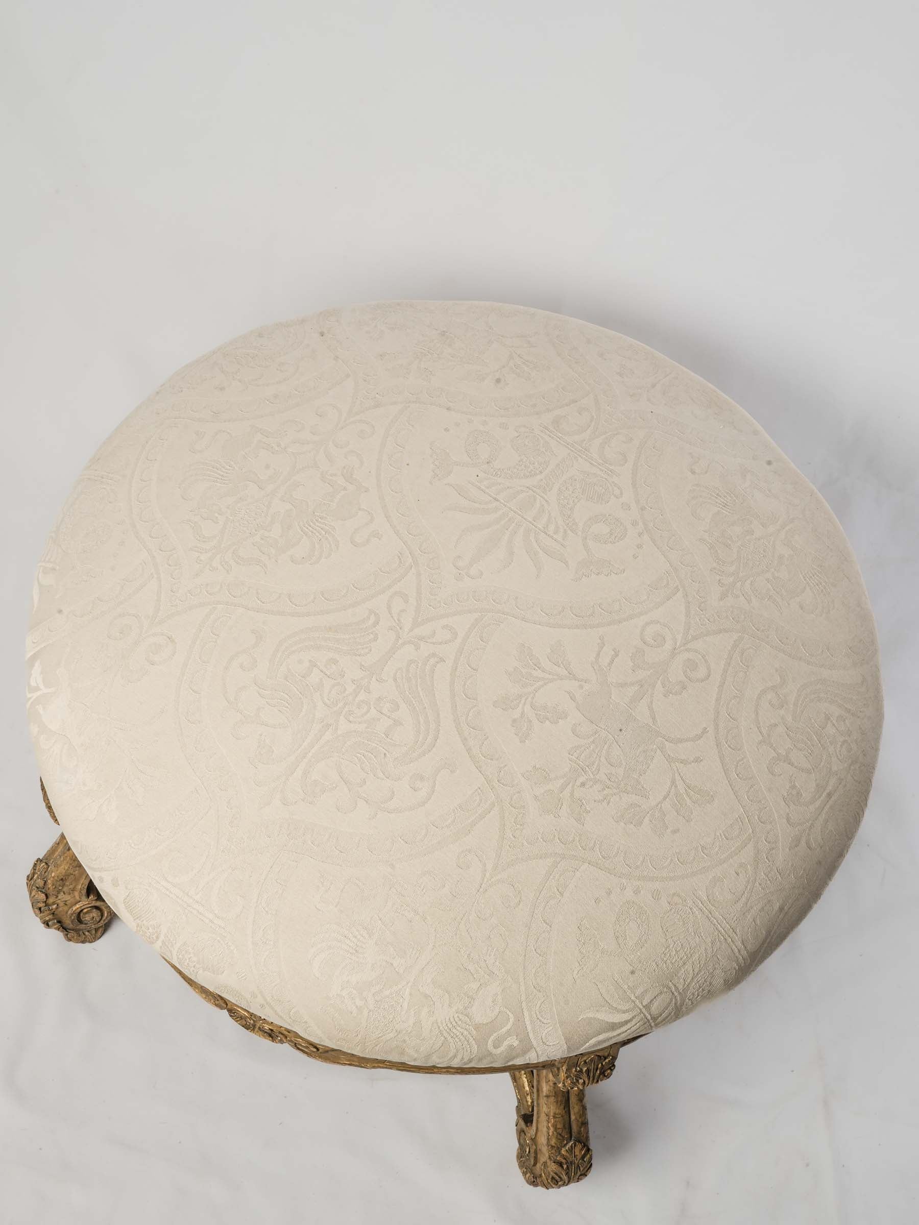 Grand Louis XV Revival Circular Giltwood Pouf (Ottoman), c. 1900 - 20" x 32¼"