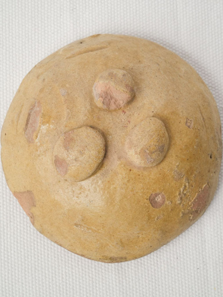 Organic hand-formed Sicilian mold