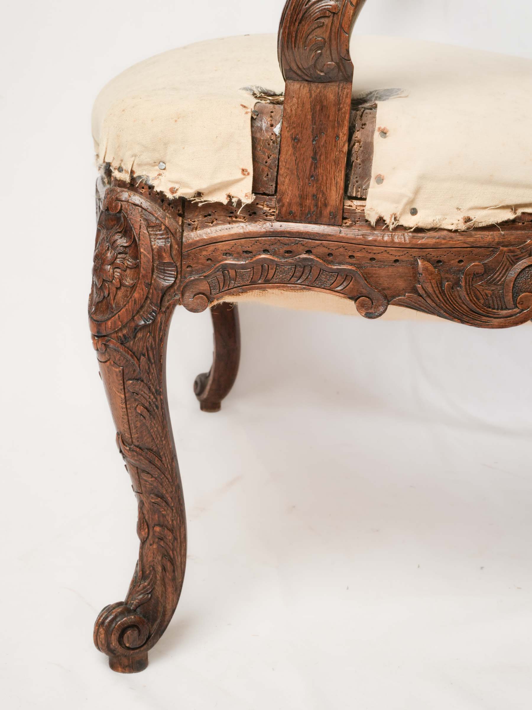 Pair of Large French Régence-Style Carved Walnut Armchairs, Late 19th Century - 41¼" x 29½"