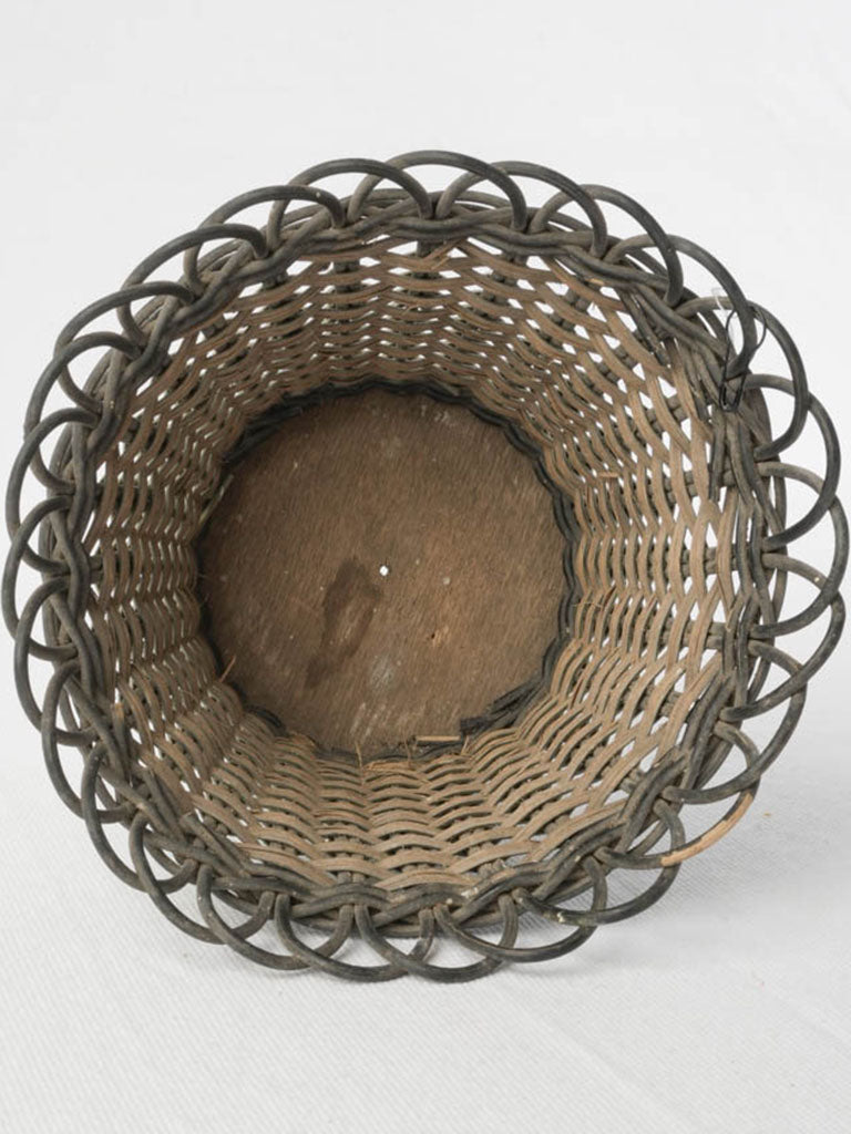 Textured willow twill basket