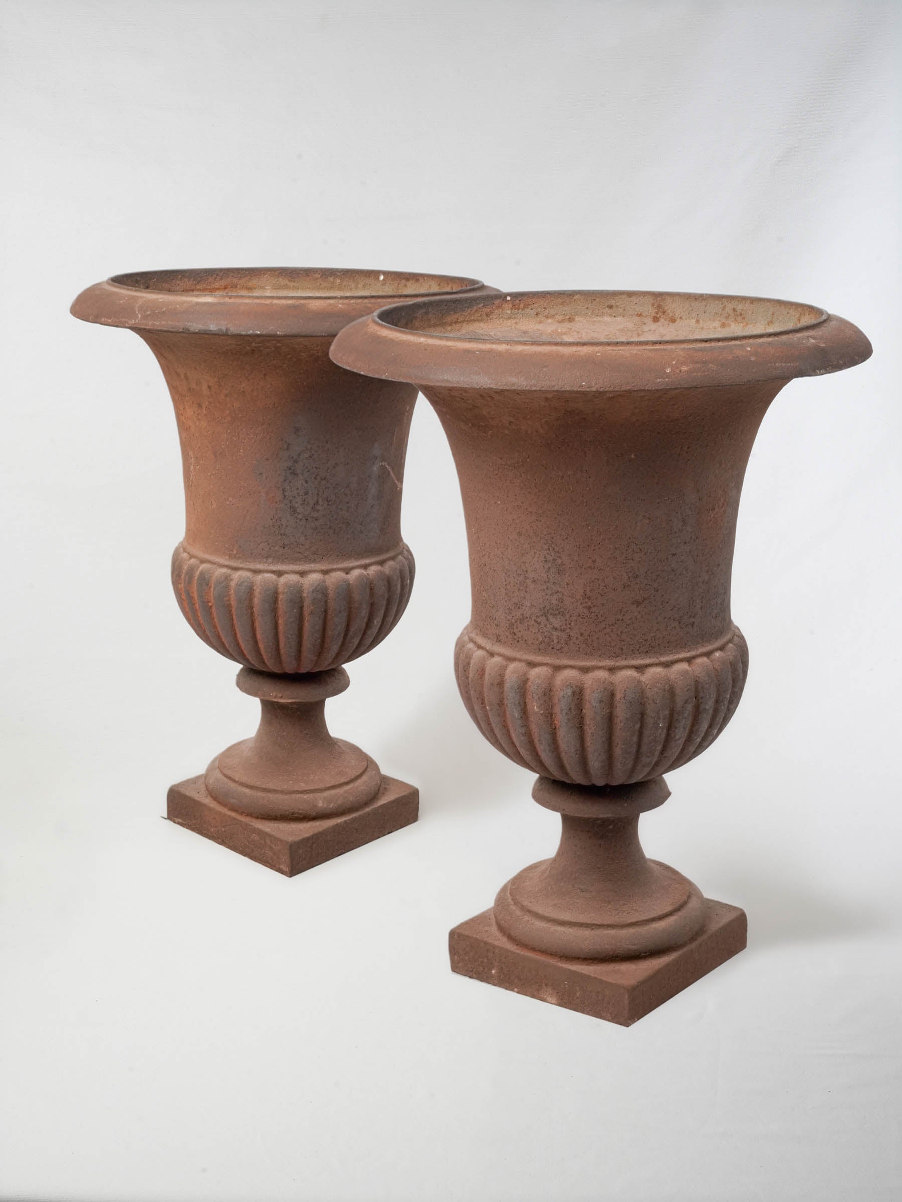 Remarkable Pair of Large French Cast-Iron Medici Urns From the Early 19th Century - 26"