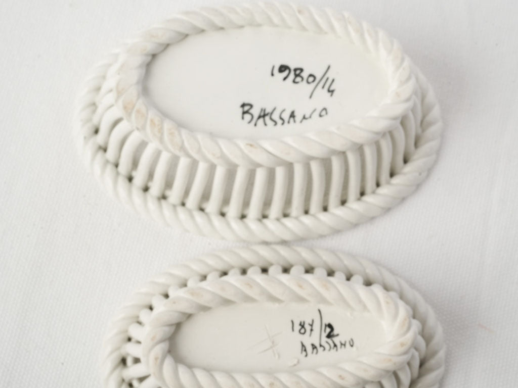 Dual-size decorative ceramic baskets