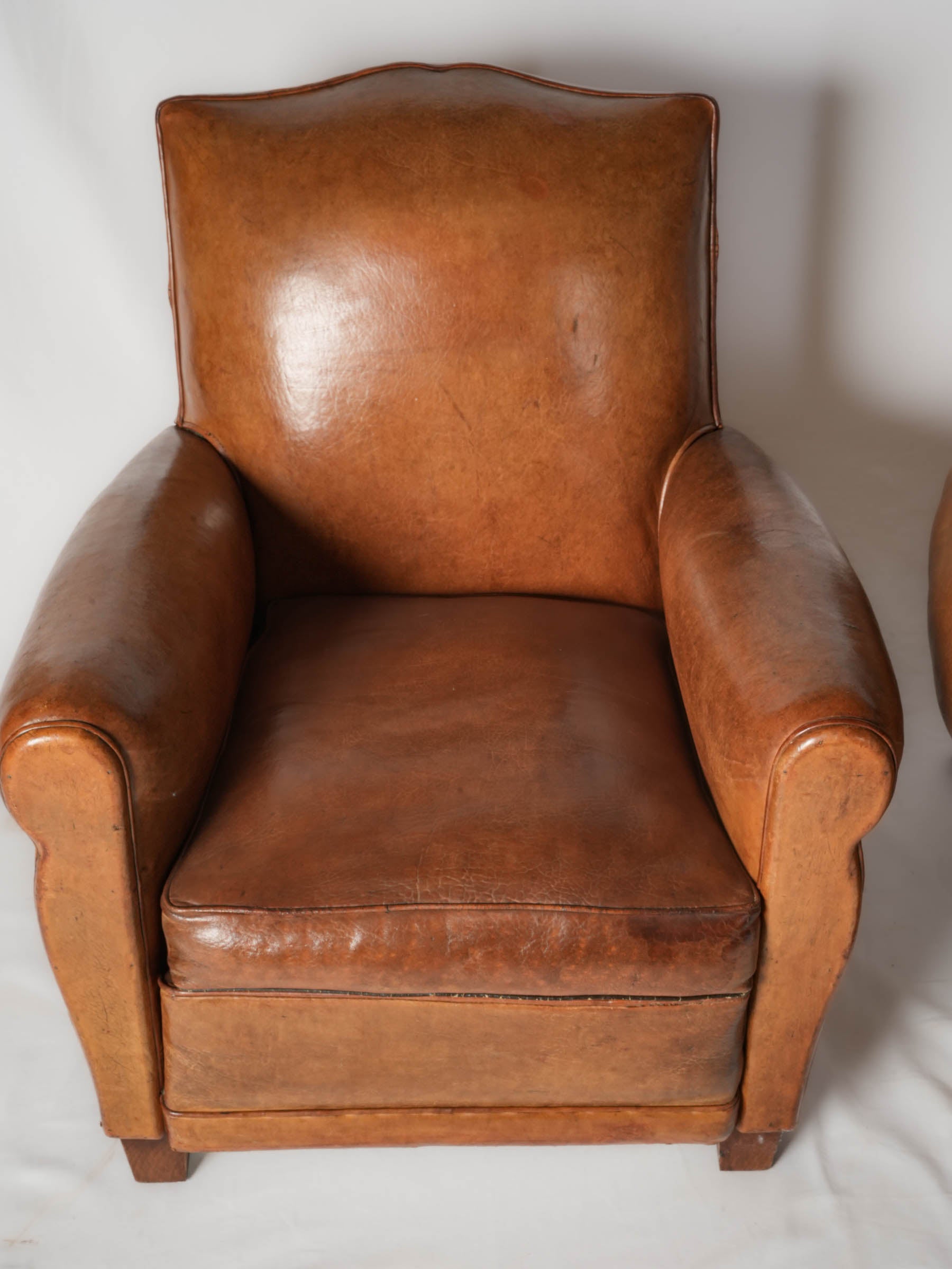 Versatile compact French chairs  