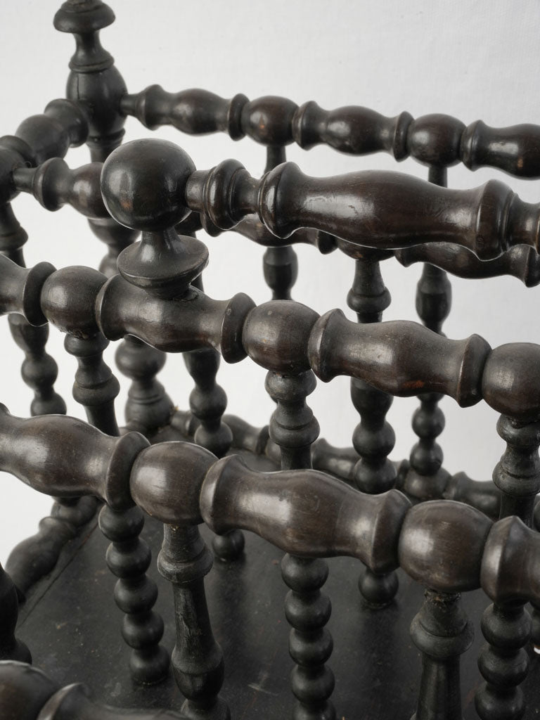 Timeless bobbin-turned magazine display