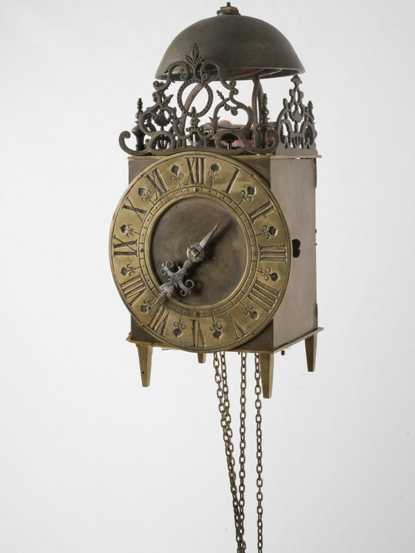 Regency-style single-hand capucine clock