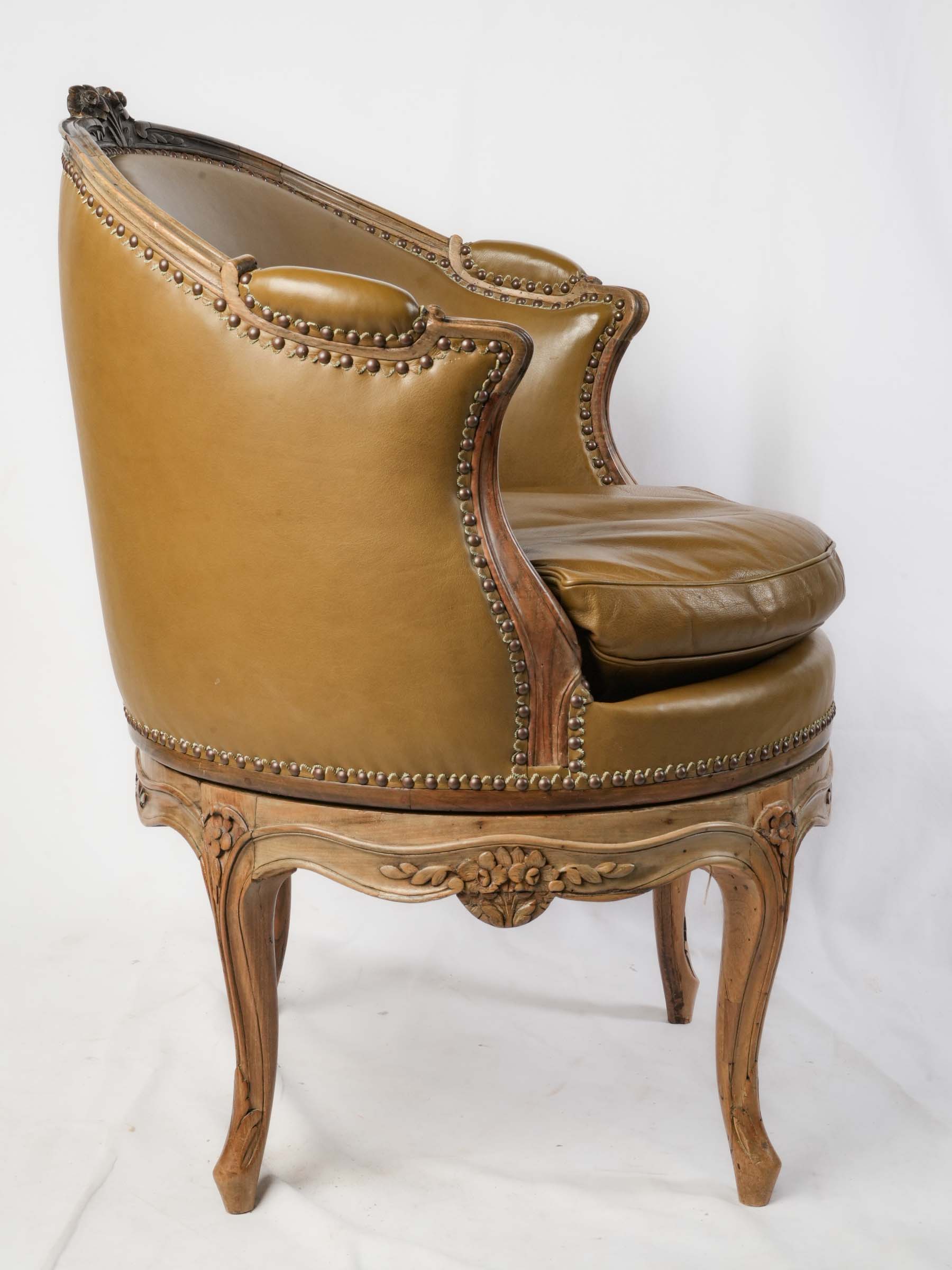 Elegant French Louis XV Period Walnut Swivel Desk Chair, Mid-18th Century - 36½" x 27½"
