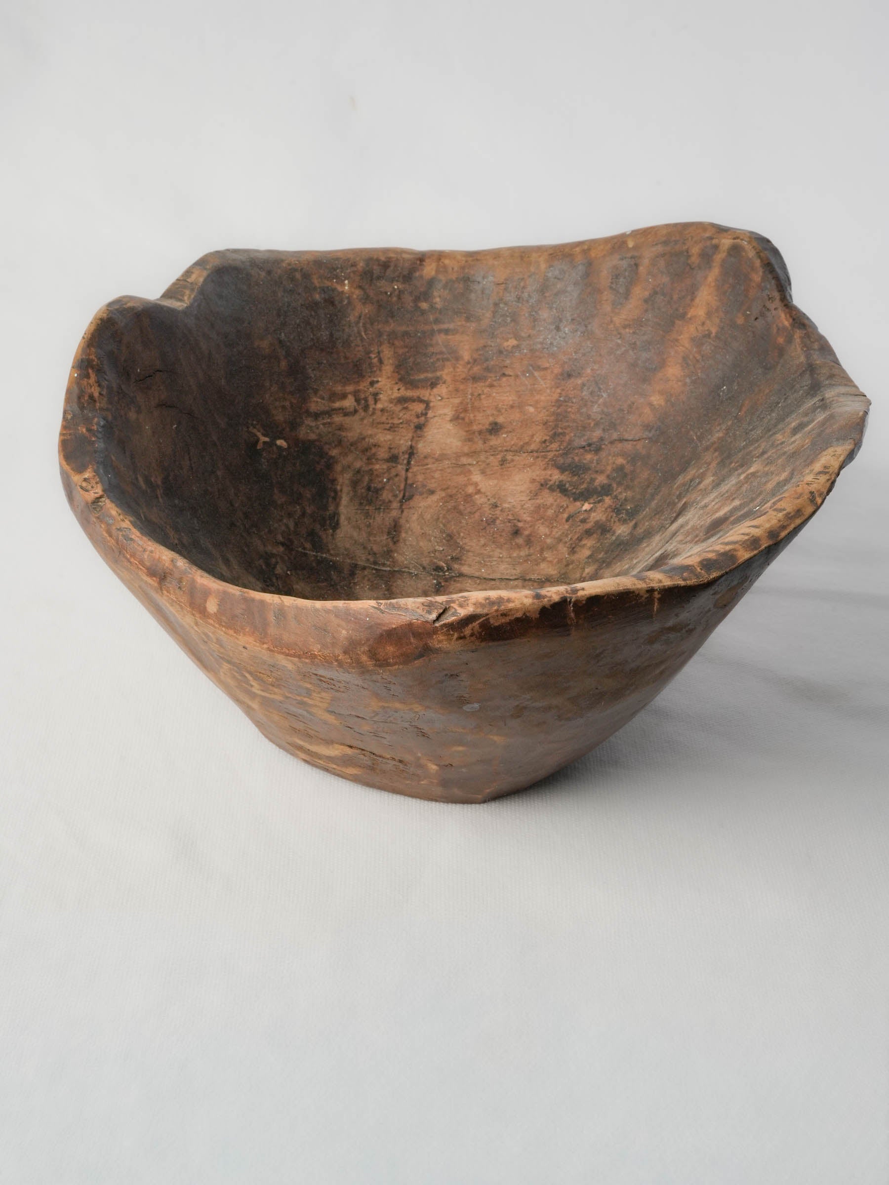 Dark-grained olive wood kitchen bowl