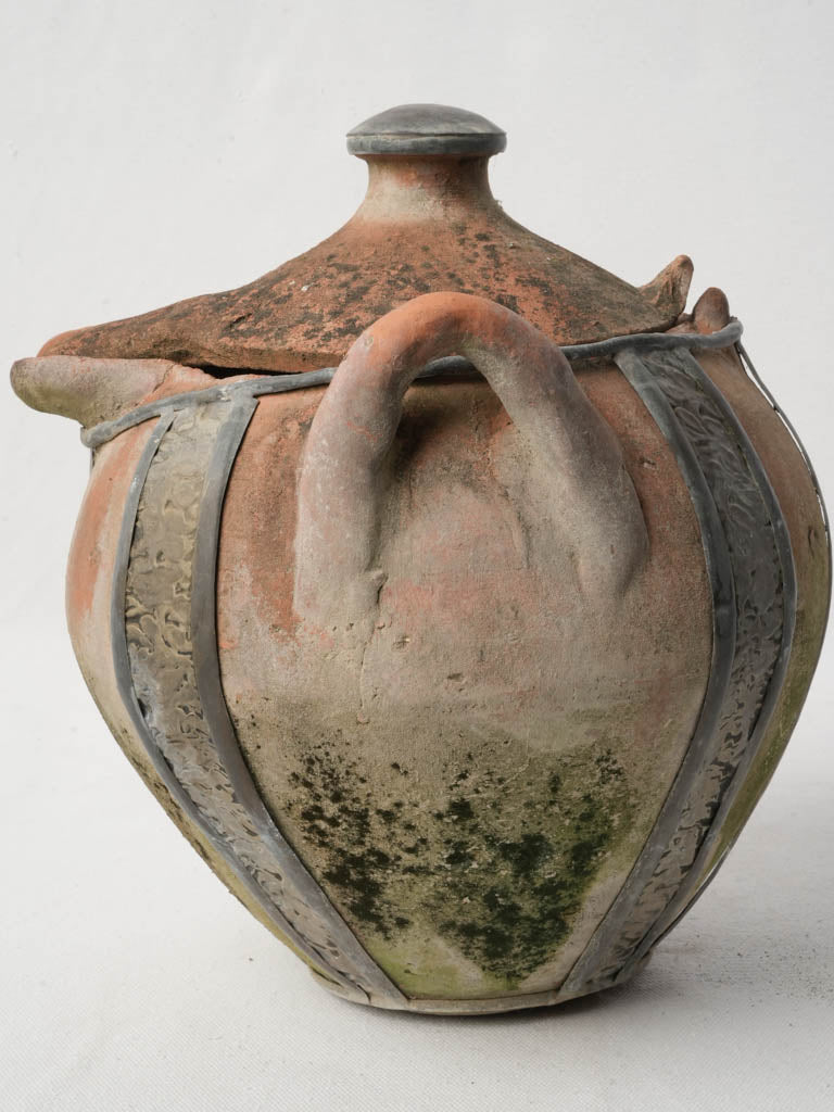 Authentic ovoid lidded vessel  