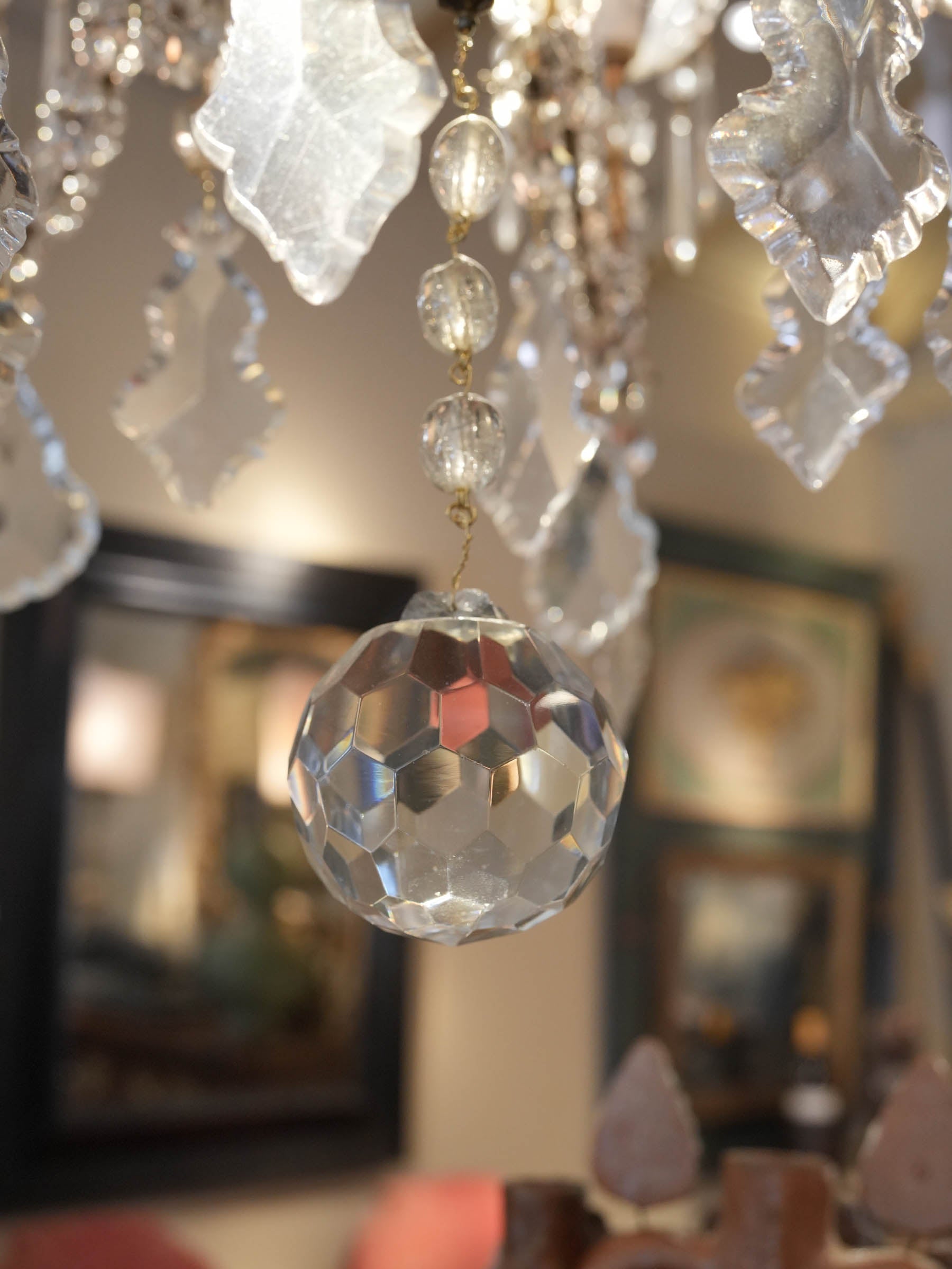 Dazzling Venetian Twelve-Light Chandelier, Early 20th Century - 51¼" x 32¼"
