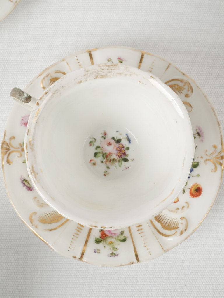 Dainty 19th-Century Teapot and Cups