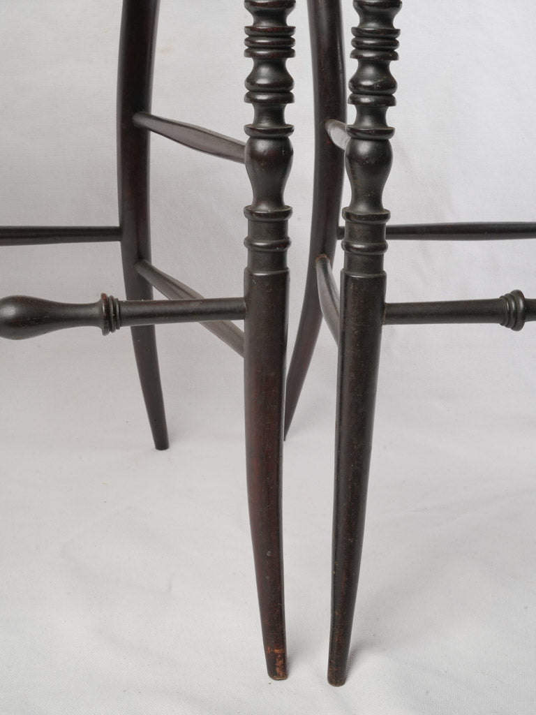 Scalloped crest Chiavari chairs  