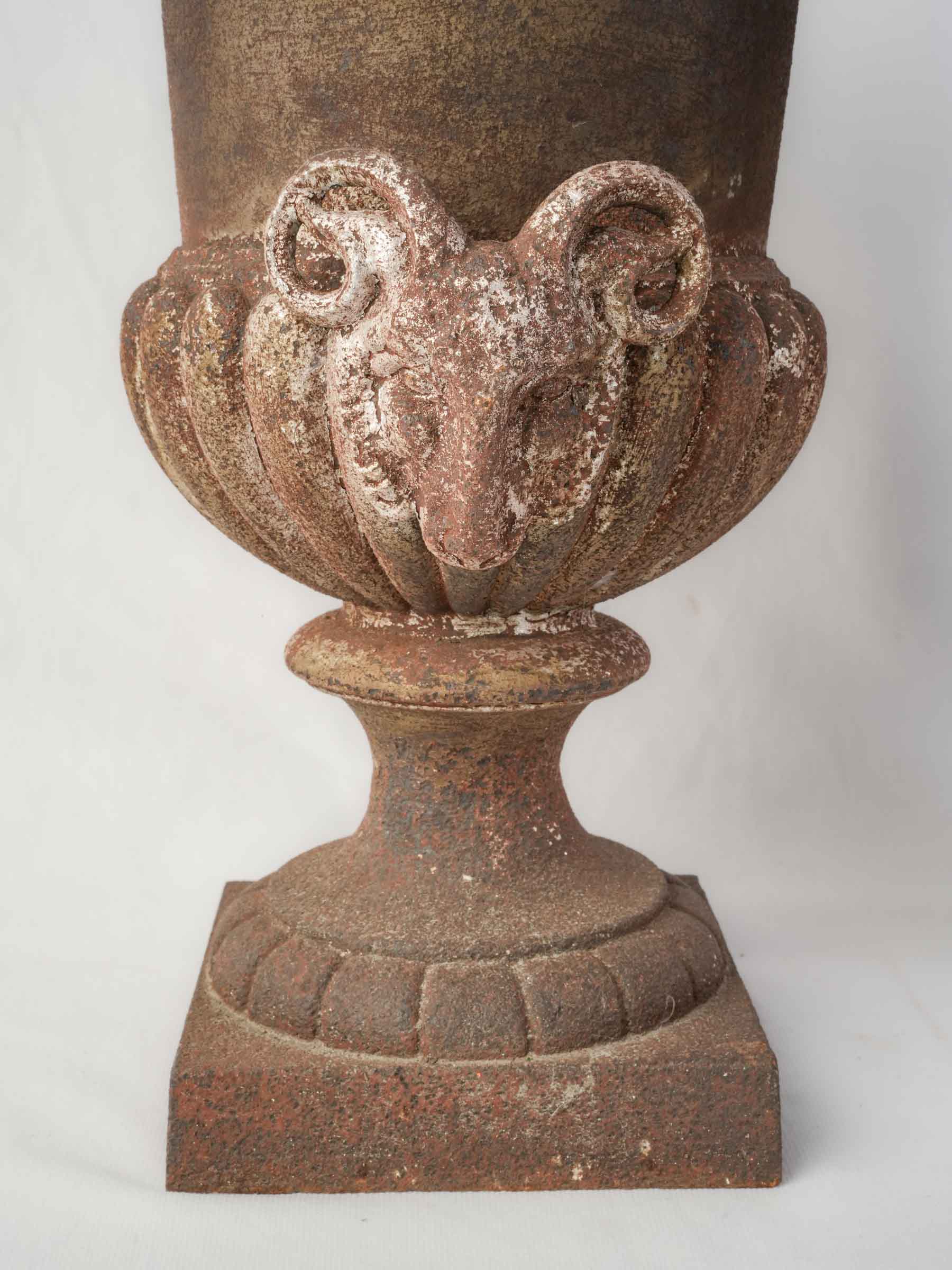 Nuanced oxidation surface iron urns  
