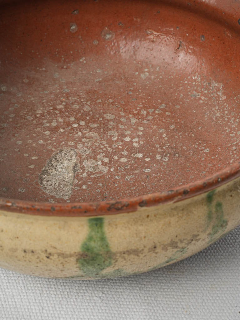 Well-preserved historical poêlon