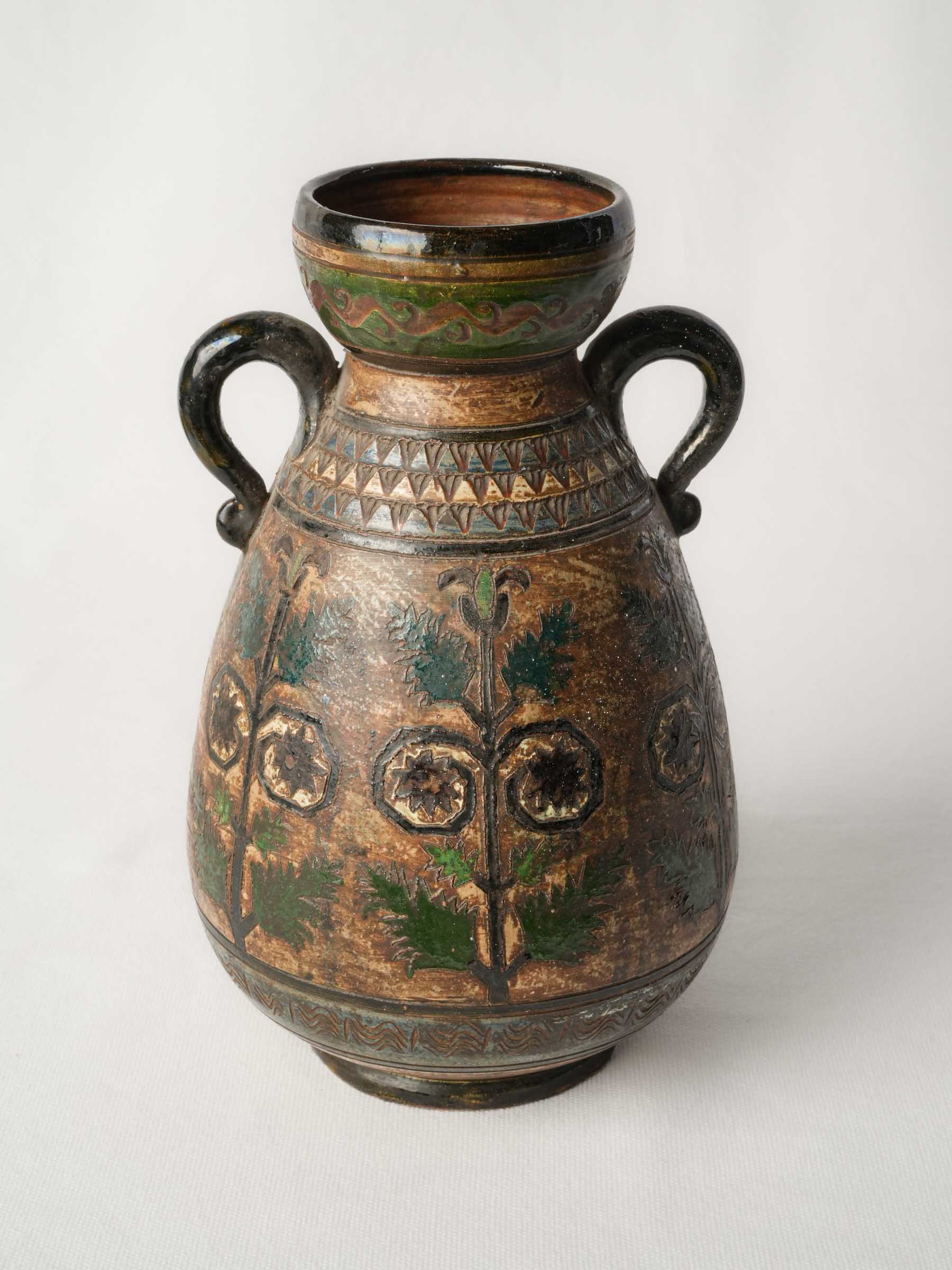 Petite Italian Sgraffito Pottery Vase by Dante Milani, 1930s - 11"