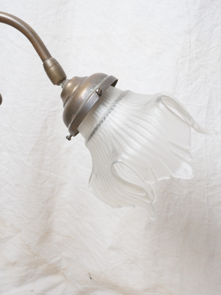 Vintage Glass Flower-Shaped Table Lamp