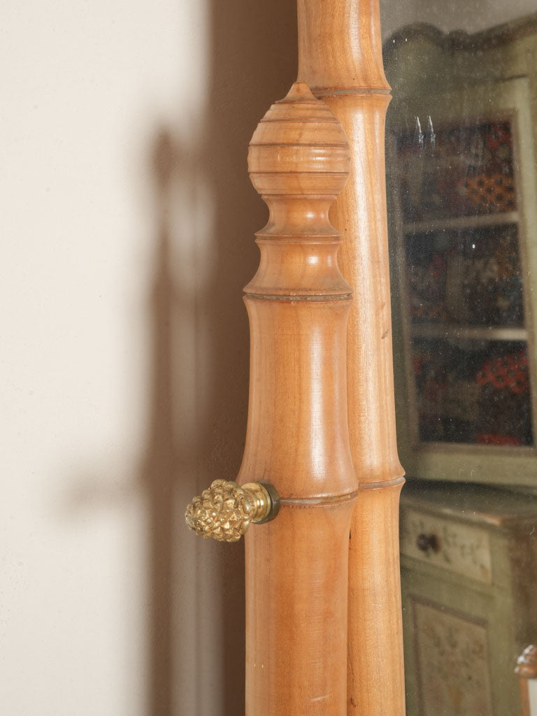 Warm honey wood washstand  