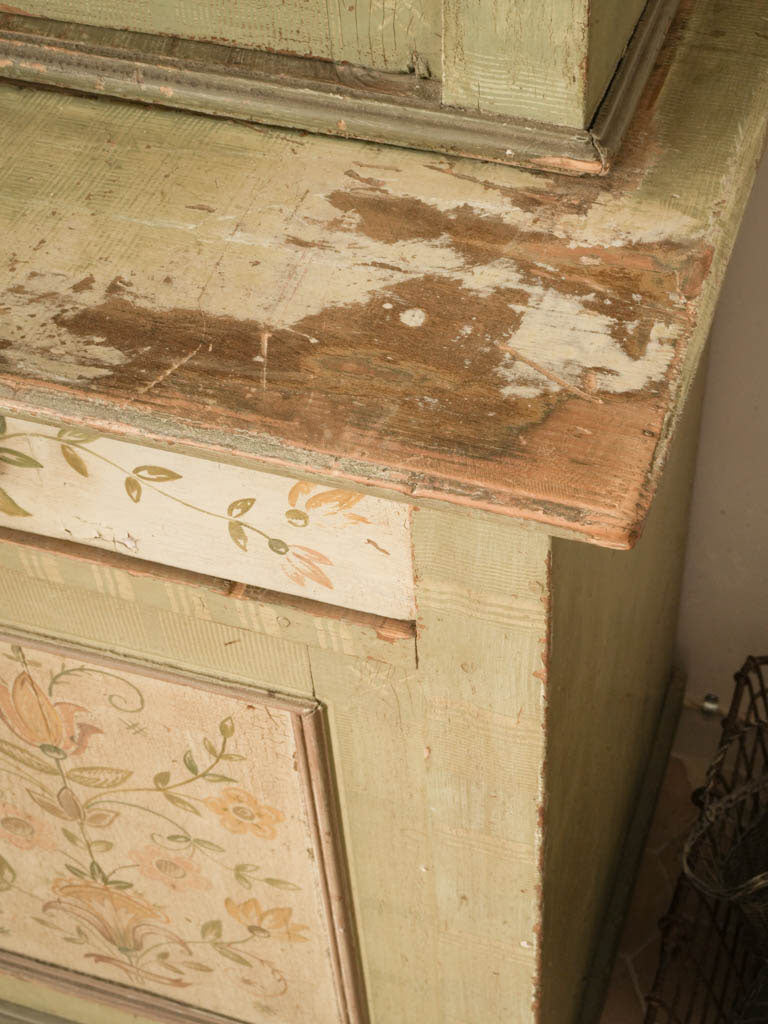 Graceful two-part cabinet