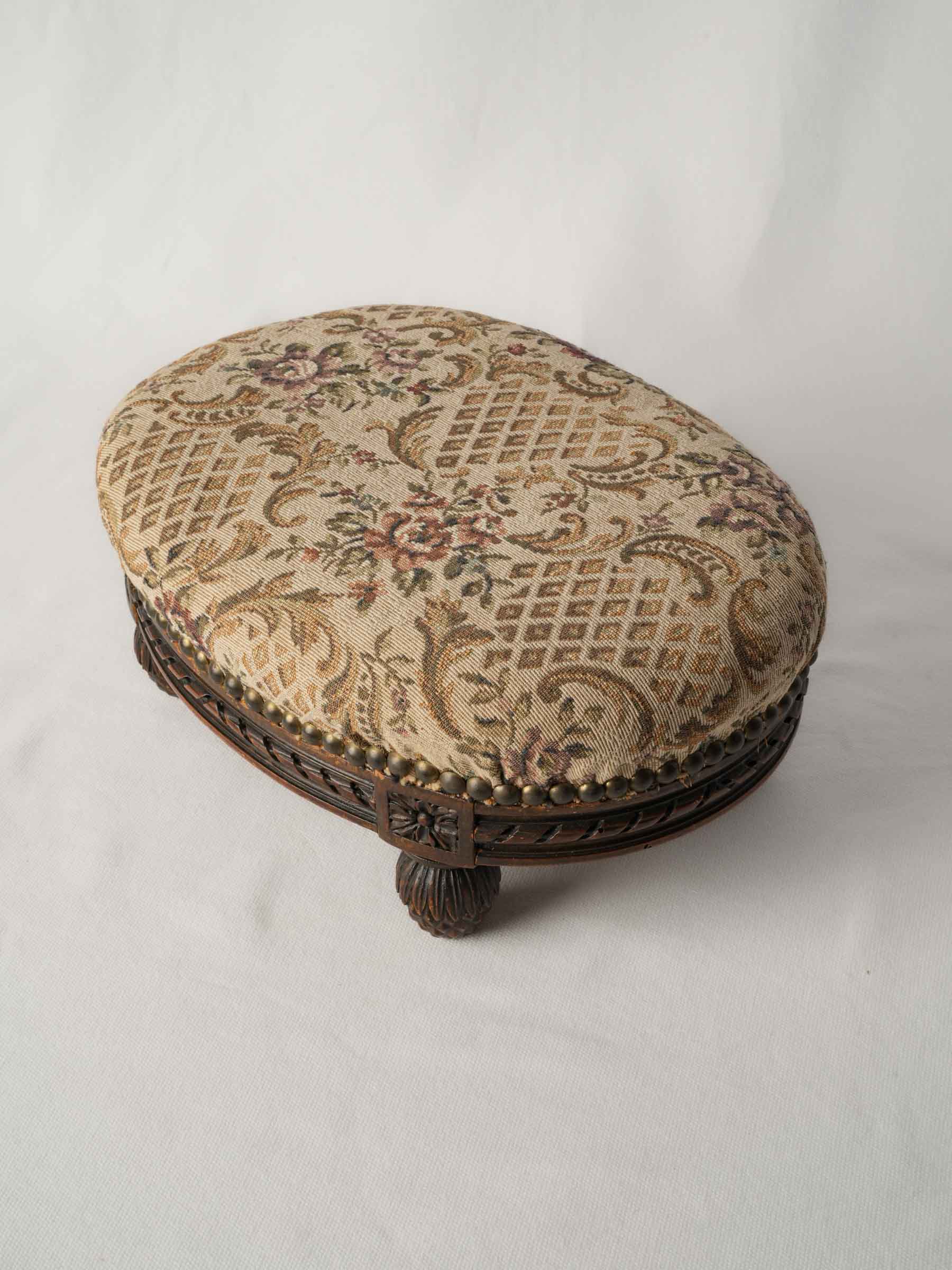 Charming Oval Footstool w/ Aubusson-Style Tapestry c. 1900 - 6¼" x 13¾"