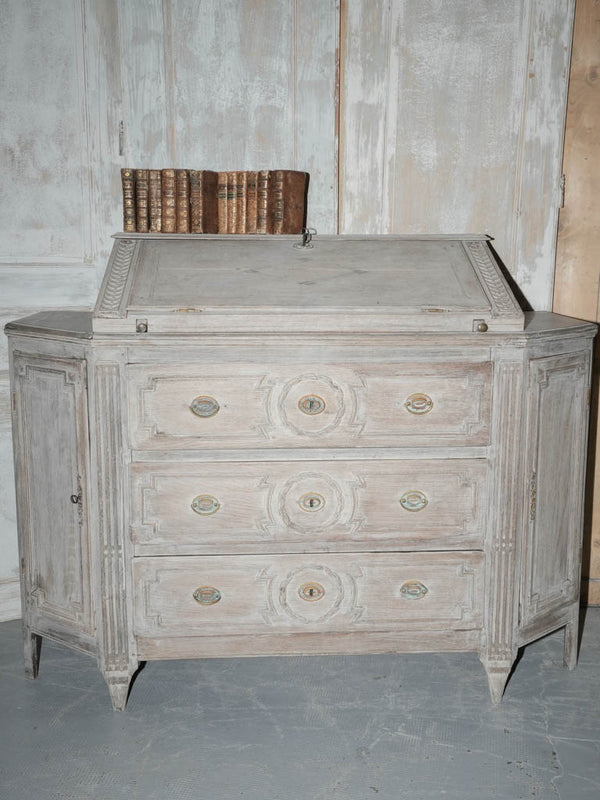 Rare 18th-century Gustavian chest of drawers 46"