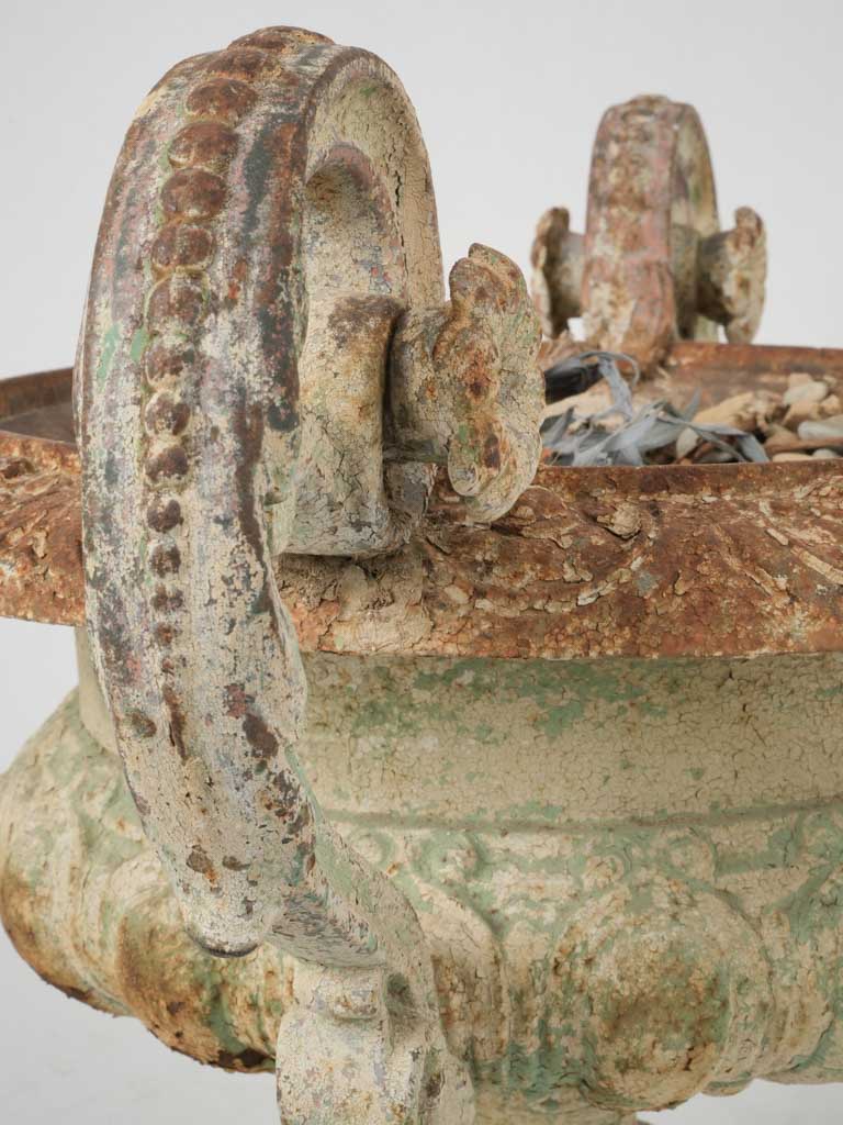 Vintage: Medici style planters
