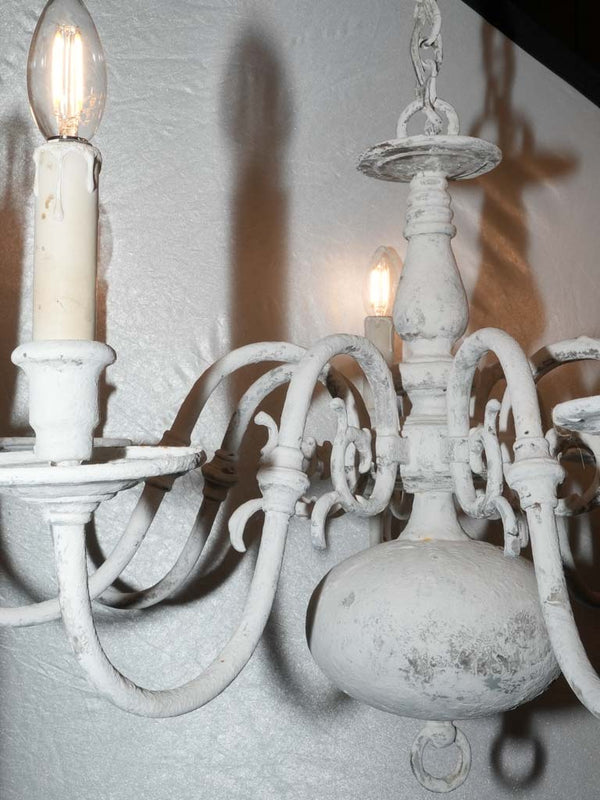 1950s 8-light chandelier - powder-white patina 17¾" x 31½"