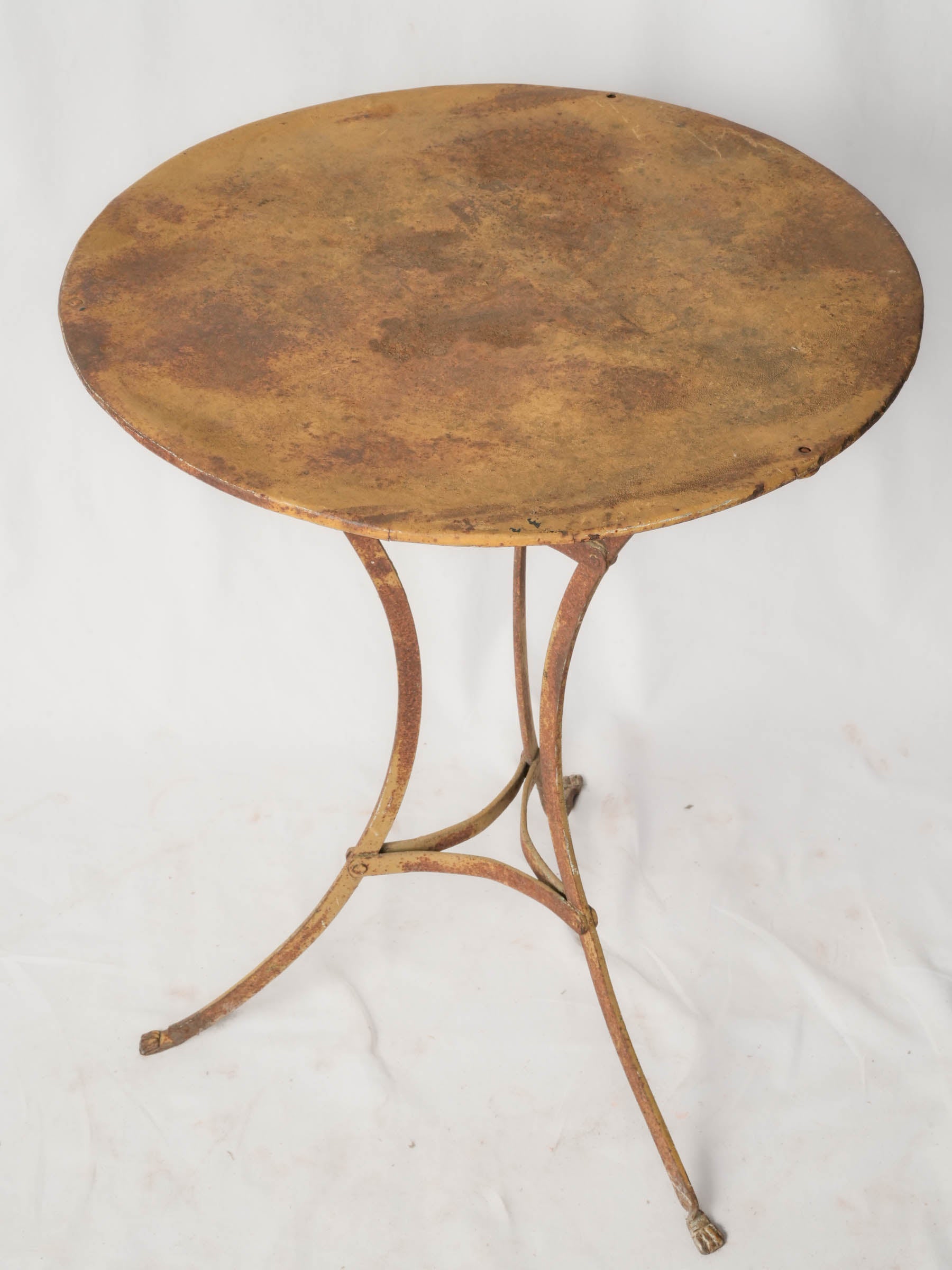 Faded ornamental terrace piece  