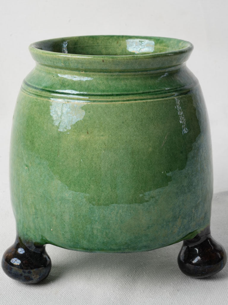 Traditional Provençal kitchenware pot  