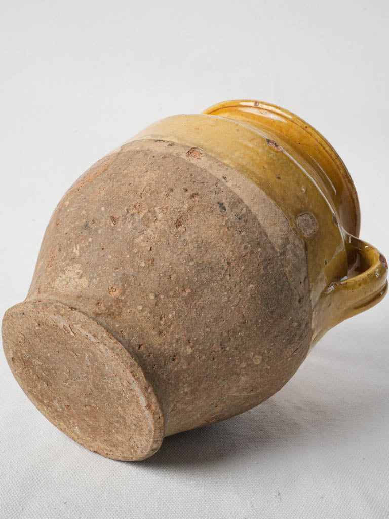 Elegant historical ceramic kitchenware