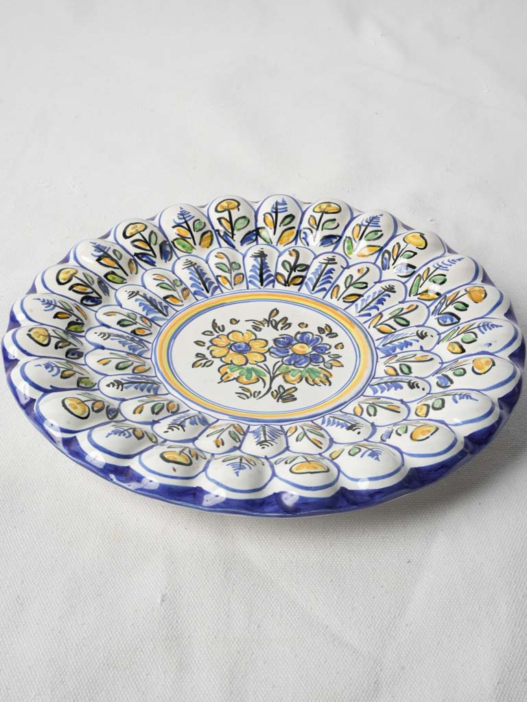 Provençal style decorative dish