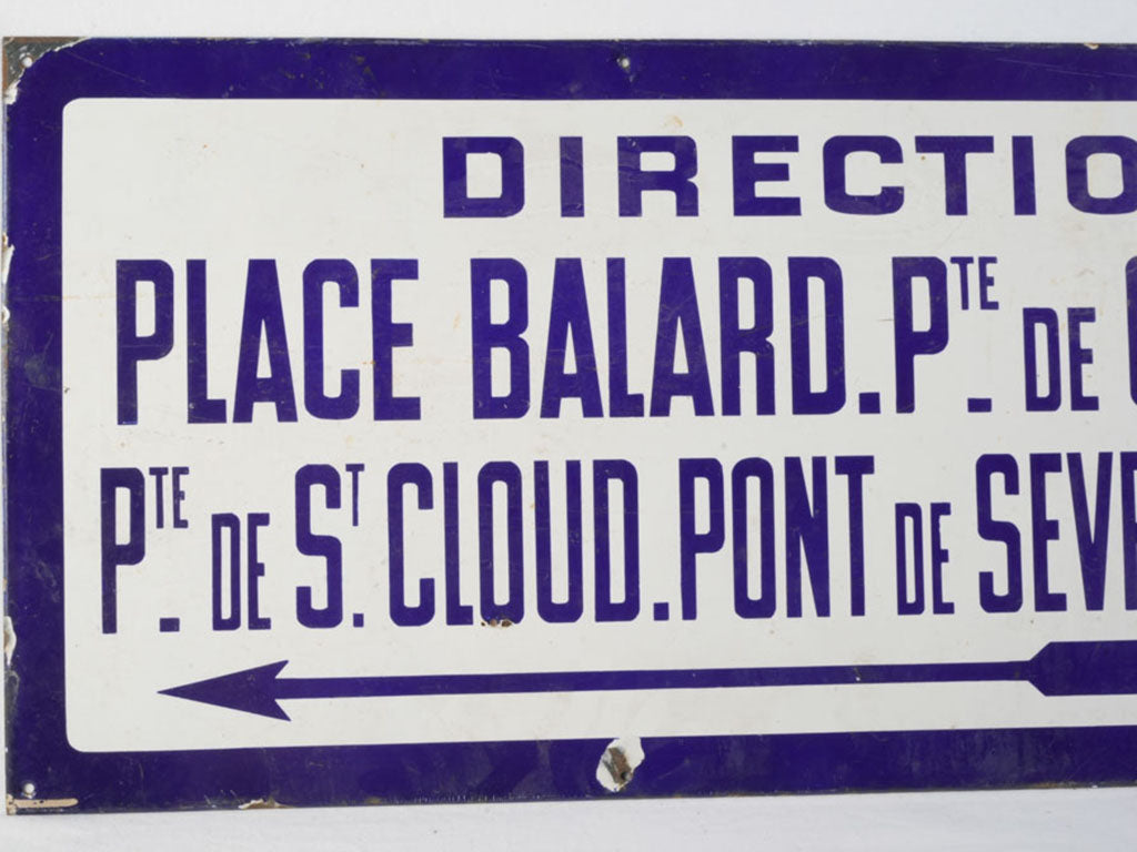 Cobalt blue and glossy white sign  