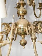 Classic, French-style lighting centerpiece 