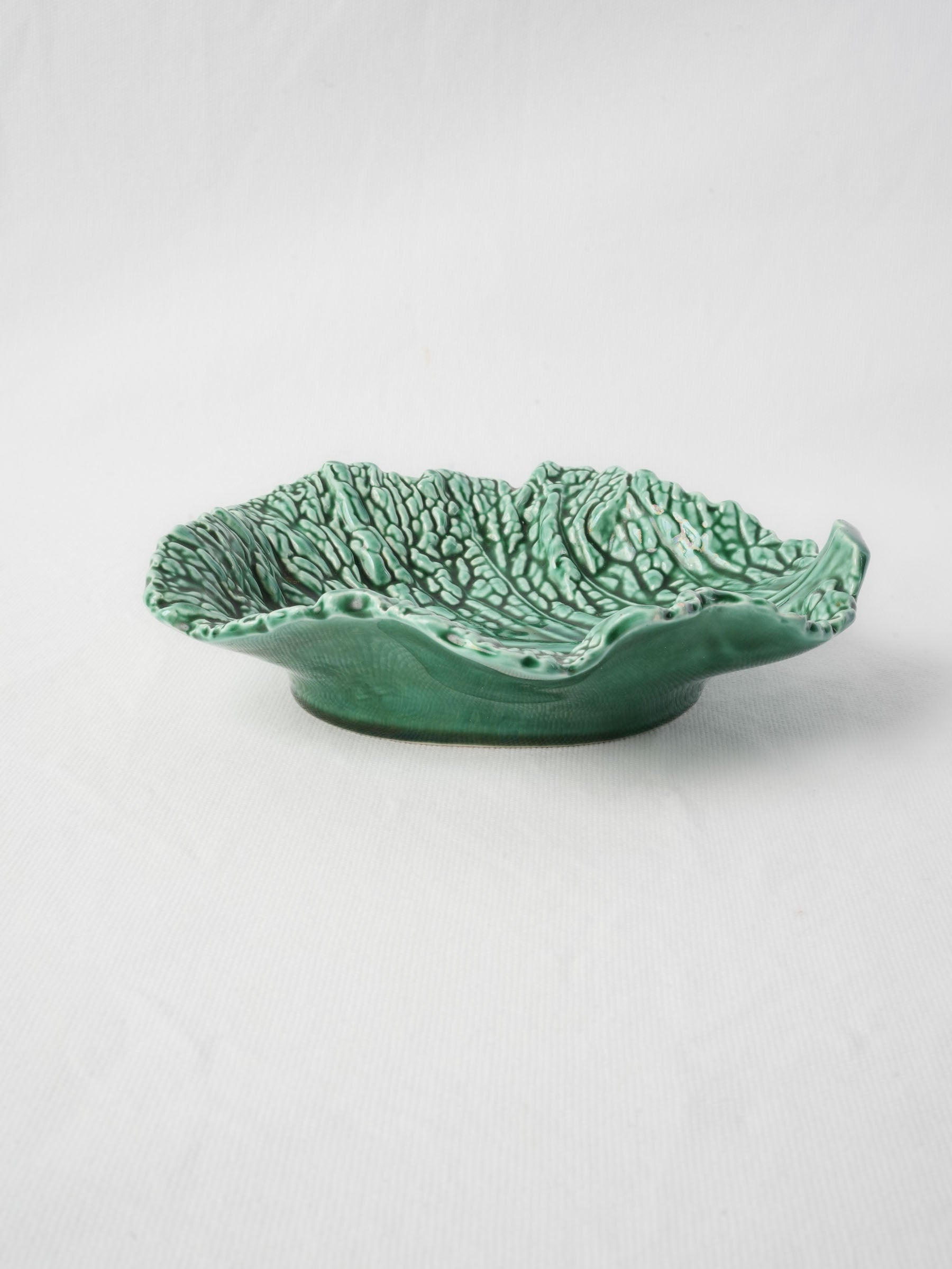 Elegant cabbage-patterned catchall bowl